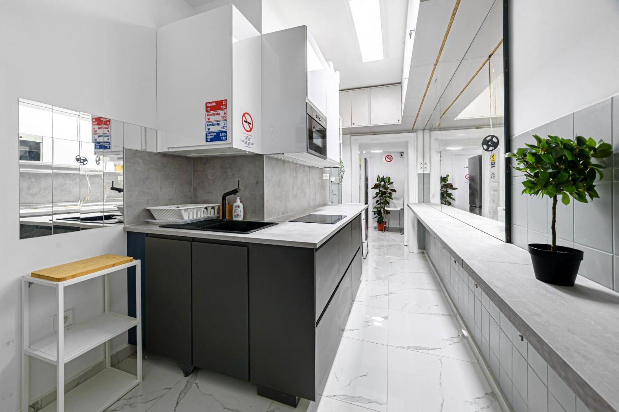 New Modern Homes Rakoczi 57 Budapest Esterno foto